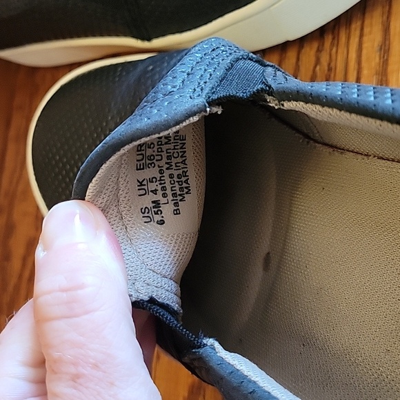 Naturalizer Sneaker - Picture 5 of 5